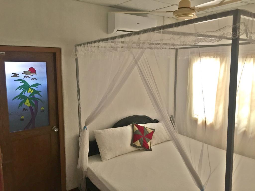 Silvas Surf Home เวลิกามา ภายนอก รูปภาพ
